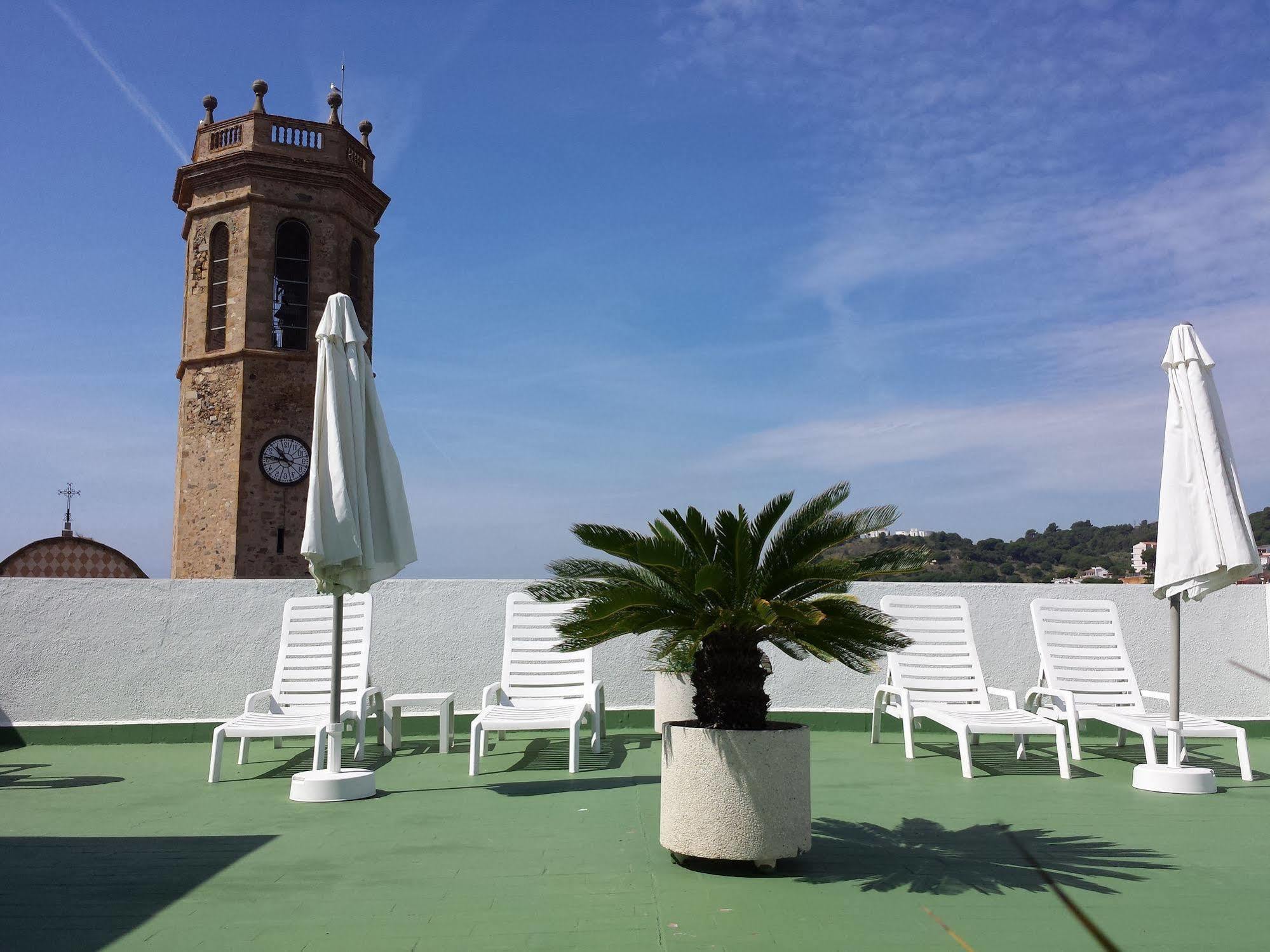 Hotel Sabiote Pineda de Mar Exterior photo